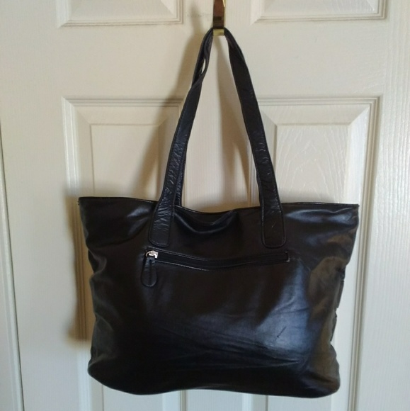 Black purse - Picture 2 of 7